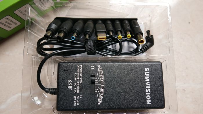 Sumvision Universal Laptop Ac Charger Adapter Power Supply Charger 95w 9 Tips