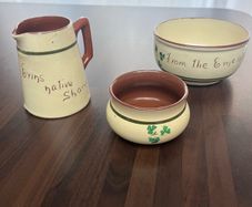Irish Pottery /souvenir