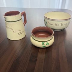 Irish Pottery /souvenir