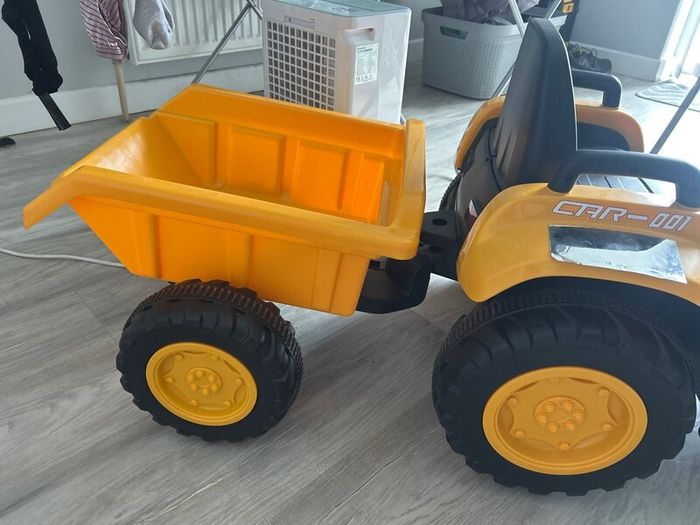 Electric Toy Tractor