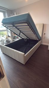 Storage beds