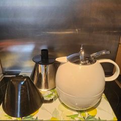 Set Coffee jug and filter
