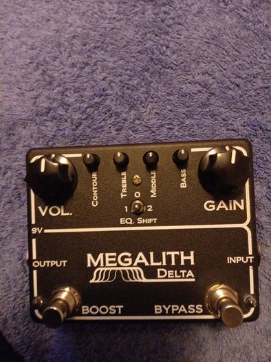 Megalith Delta distortion pedal