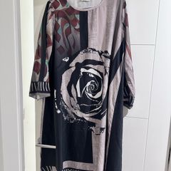 Patterned black/brown dress