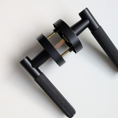 4 interior door handles