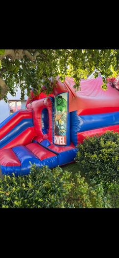 Bouncy Castles Party Machines