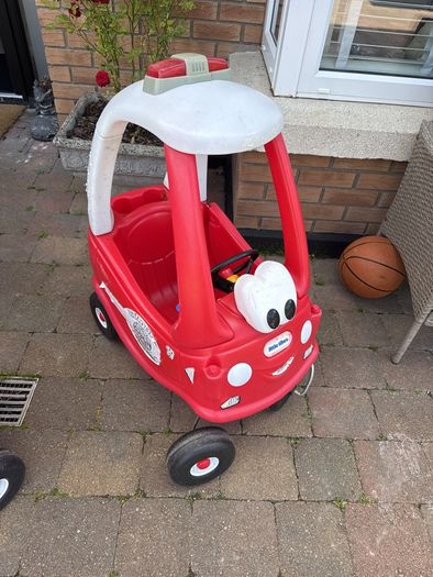 cozy coupe