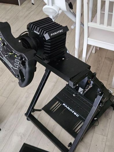 Racing Wheel Standing