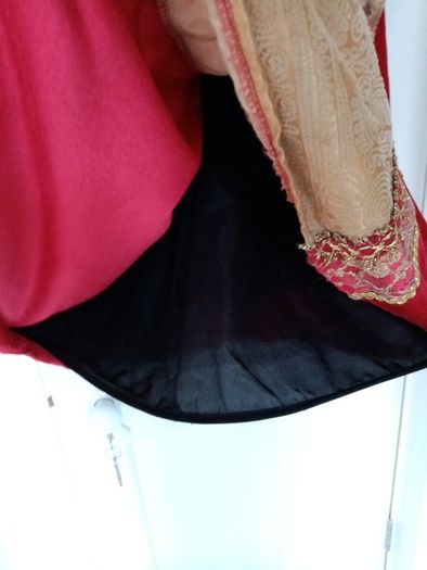 Fabulous Queen dress up costume