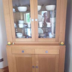 Kitchen cabinet / display