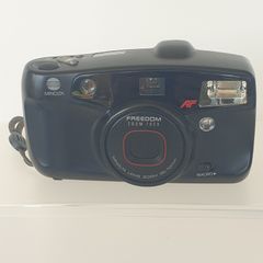 Minolta freedom zoom 70EX 35mm film camera