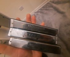 3x Harmonicas