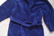 SALE E5  Dressing-gown. Age 3-4