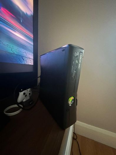 Xbox 360 s (slim) 250GB