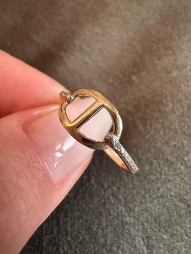 Gold and Diamond ring