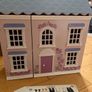 Smyths Wooden Dollhouse + Le Toy Van Dolly Family Image 3