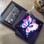 Samsung galaxy fold 3 unlocked with box Image 2