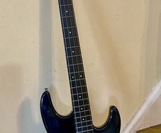 FB Aria Pro II Bass Guitar with case