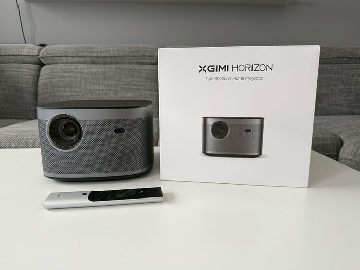 XGIMI Horizon - Full HD Projector - Great Condition