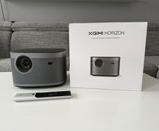 XGIMI Horizon - Full HD Projector - Great Condition