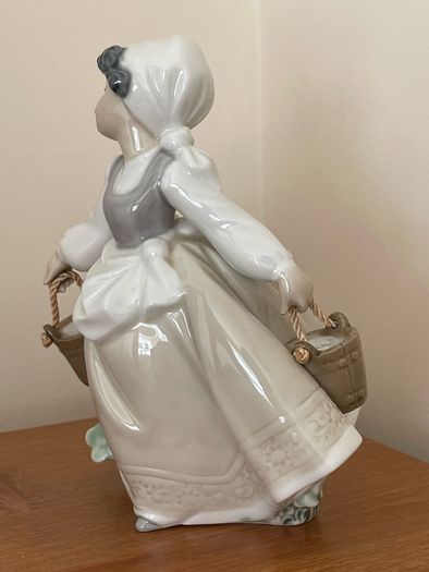NAO by Lladro
