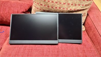 15.6" Portable Full HD monitor/screen (with HDR)