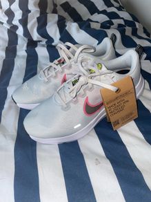nike runners girls