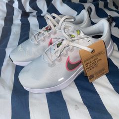 nike runners girls