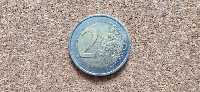 2 euro coin