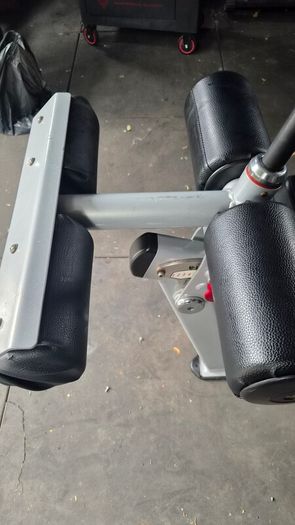 Nautilus Gym Benchs Like New Full Gym Set