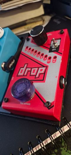Digitech Drop | Polyphonic Drop Tune Guitar Pedal