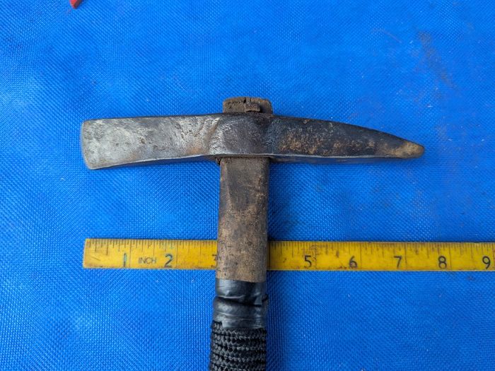 Welders Chipping Hammer