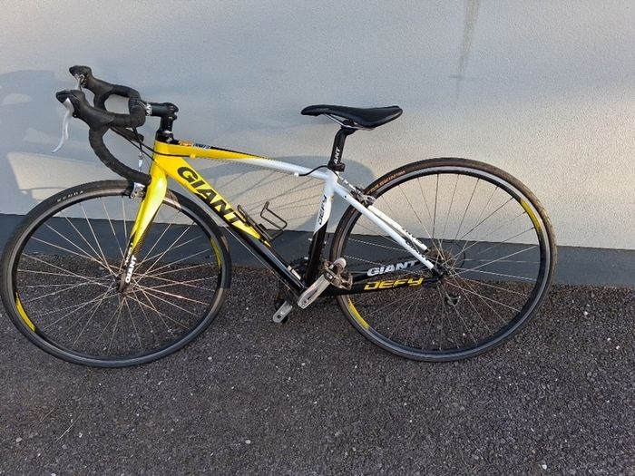 Giant Defy