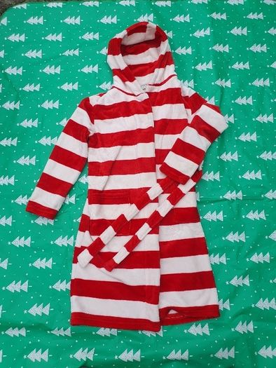 Soft children's bathrobe 9-10