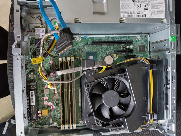 HP ProDesk 600 G5 SFF (i5 9th Gen) and power cable