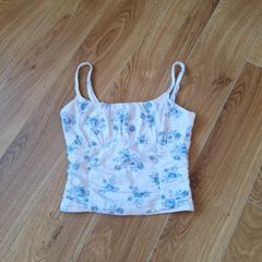 Hollister top
