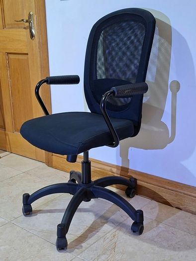 IKEA Vilgot Mesh Office Swivel Chairs