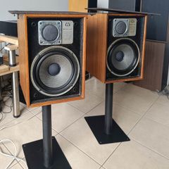 wharfedale denton 2 XP  stereo audio bookshelf speakers Hifi