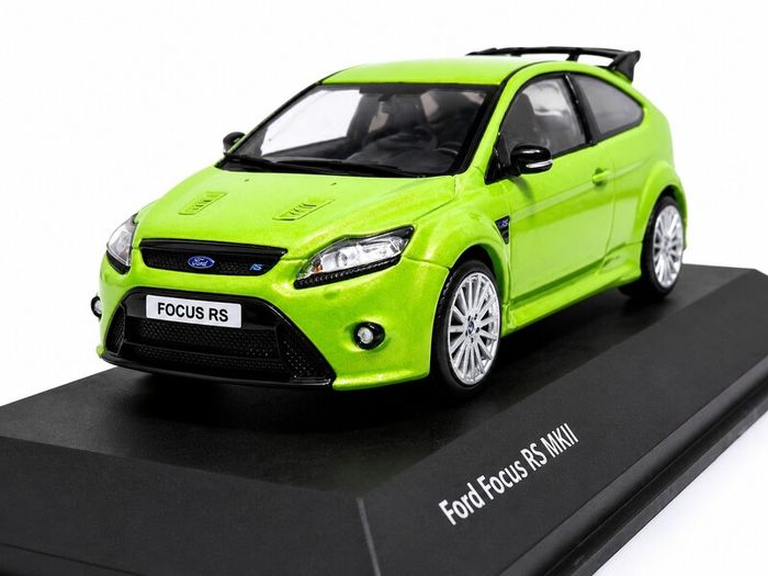 Ford Focus RS MKII  1 43 Scale