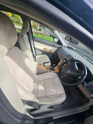2010 Volvo S40