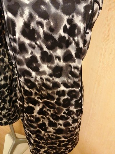 Women's Dress Gallery Size 16 Nwot