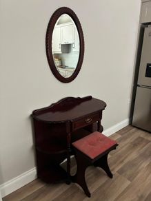 hall table/ bedroom set