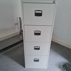 4 drawer metal filing cabinet