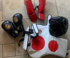 Sparring equipment