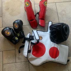 Sparring equipment