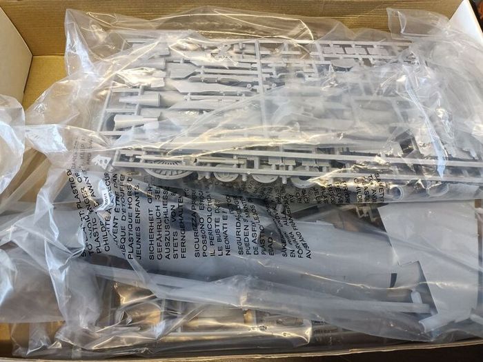 model kits Airfix 1/24 scale Harrier jet