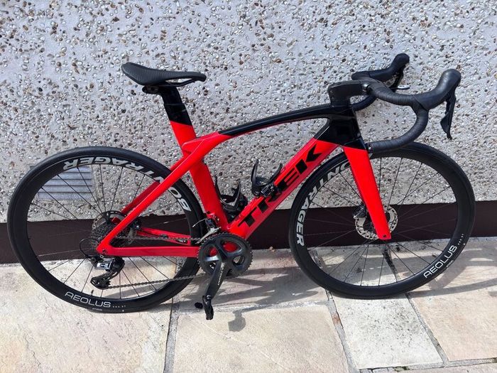 Trek Madone SL6 Carbon Road Bike