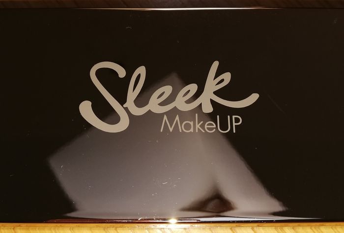 Sleek Make up