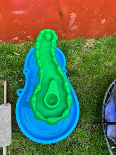 Garden toy