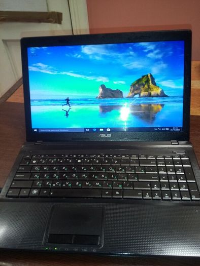 laptop 8 job lot for parts or fix